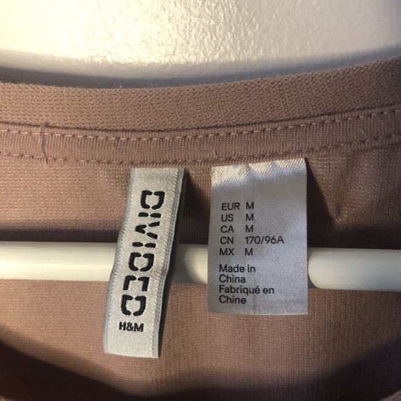 Brown  long sleeve top, longer  in the back - Picture 3 of 9